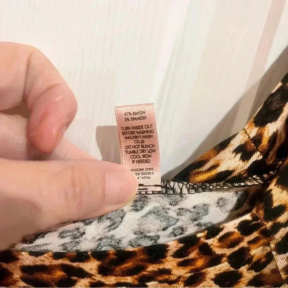 Willow run/leopard top - xlg - - Picture 3 of 6